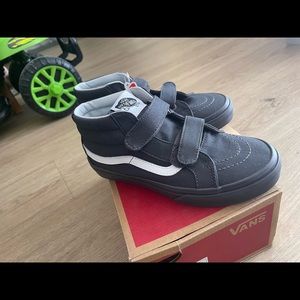 Velcro high top vans